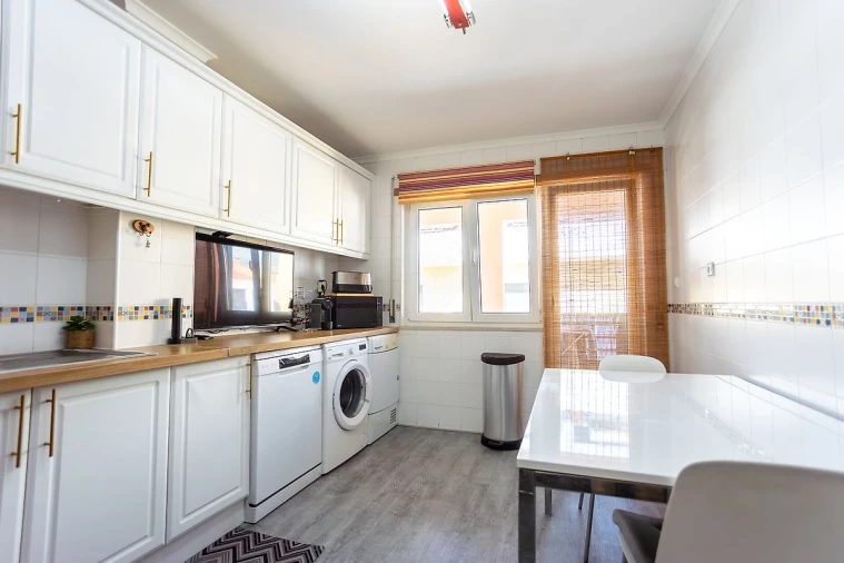 Apartamento T3 para Venda em Quinta do Anjo Foto 11