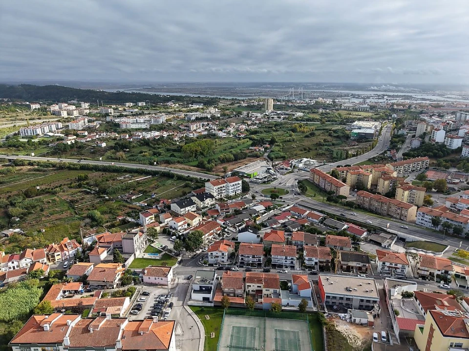 Moradia T3 para Venda em Tavarede Foto 22