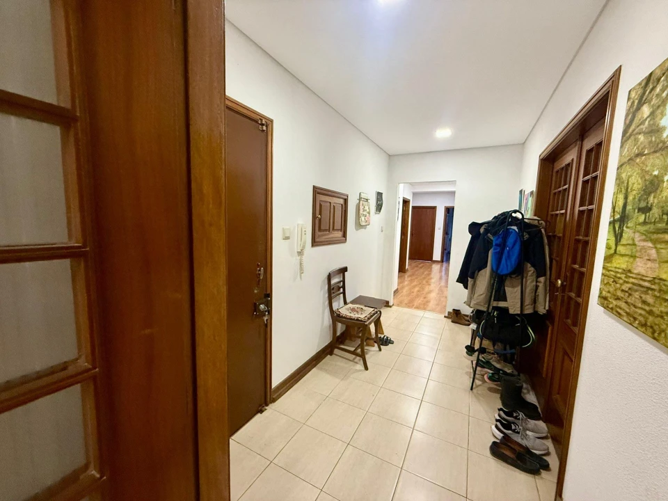 Apartamento T4 para Venda em São Vitor (Braga) Foto 3