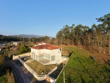 Moradia T3 para Venda em Prado (São Miguel)