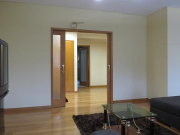 Moradia T3 para Venda em Prado (São Miguel)