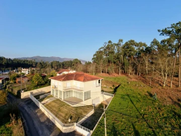 Moradia T3 para Venda em Prado (São Miguel)