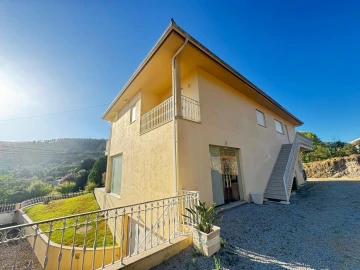 Moradia T3 para Venda em Prado (São Miguel)