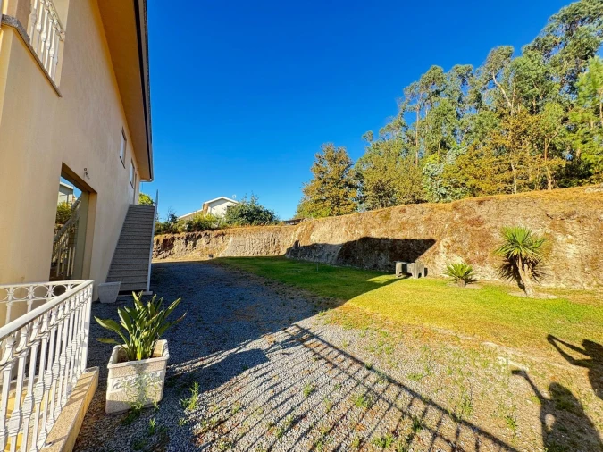 Moradia T3 para Venda em Prado (São Miguel) Foto 26