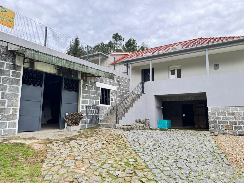 Moradia T3 para Venda em Vade Foto 38