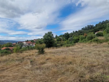 Terreno para Venda em Vila Verde e Barbudo