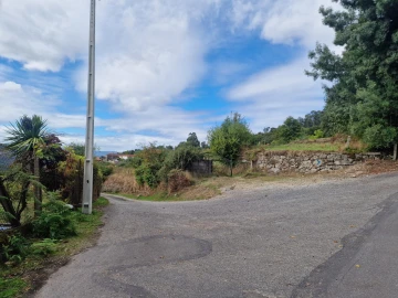 Terreno para Venda em Vila Verde e Barbudo