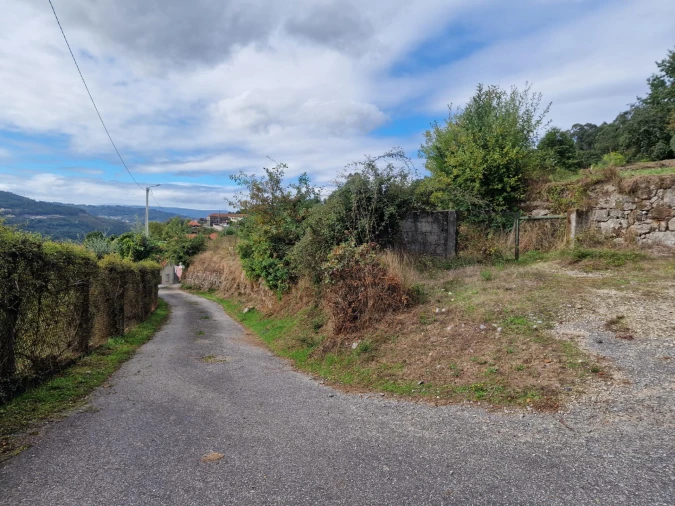 Terreno para Venda em Vila Verde e Barbudo Foto 34