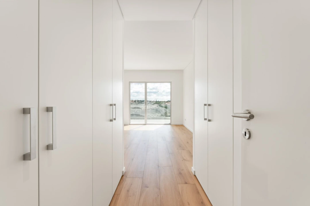 Apartamento T4 para Venda em Carcavelos e Parede Foto 17