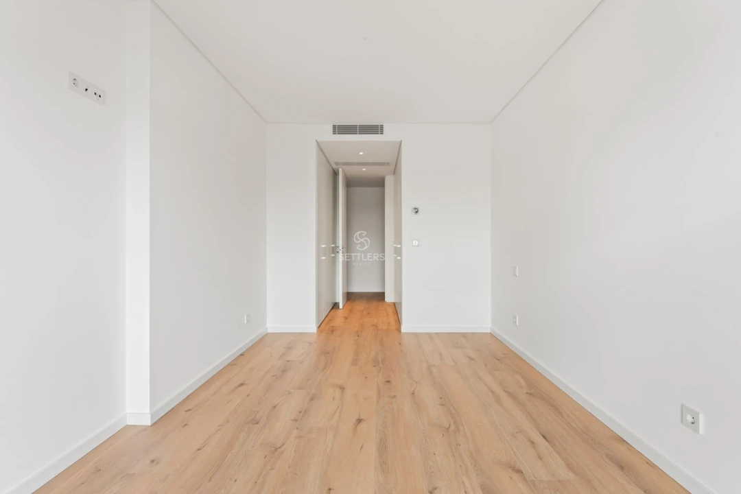 Apartamento T4 para Venda em Carcavelos e Parede Foto 18