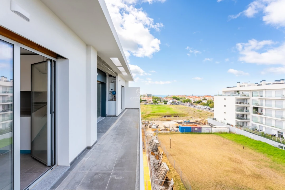Apartamento T4 para Venda em Carcavelos e Parede Foto 26