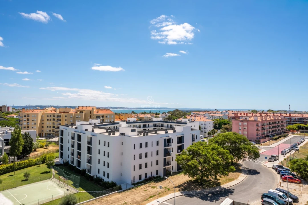 Apartamento T4 para Venda em Carcavelos e Parede Foto 32