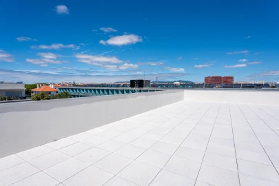 Apartamento T4 para Venda em Carcavelos e Parede