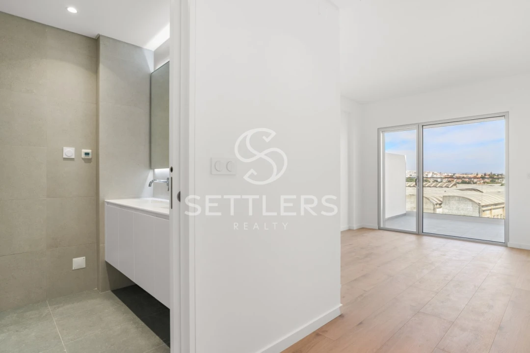 Apartamento T2 para Venda em Carcavelos e Parede Foto 8