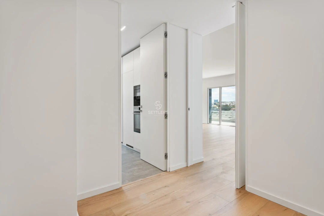 Apartamento T2 para Venda em Carcavelos e Parede Foto 8