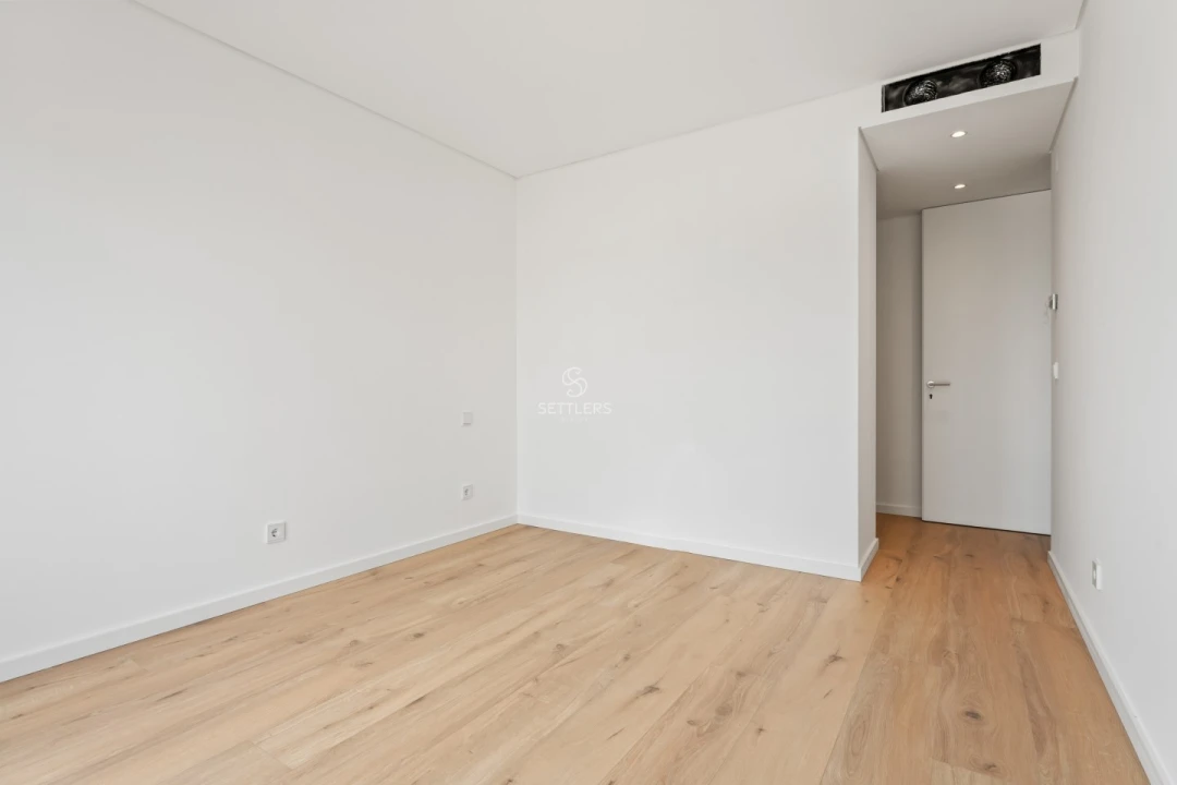 Apartamento T2 para Venda em Carcavelos e Parede Foto 10