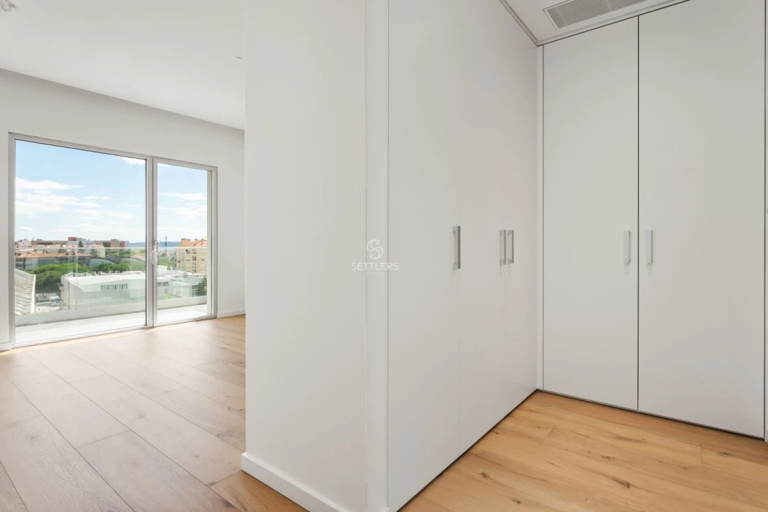 Apartamento T2 para Venda em Carcavelos e Parede Foto 11