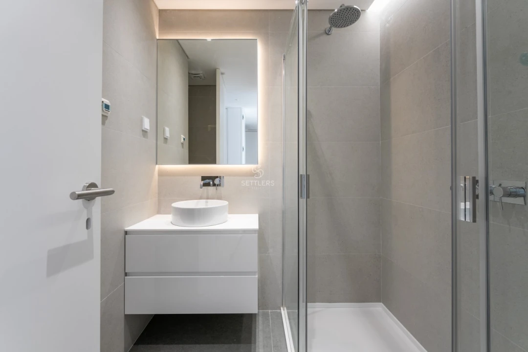 Apartamento T2 para Venda em Carcavelos e Parede Foto 15