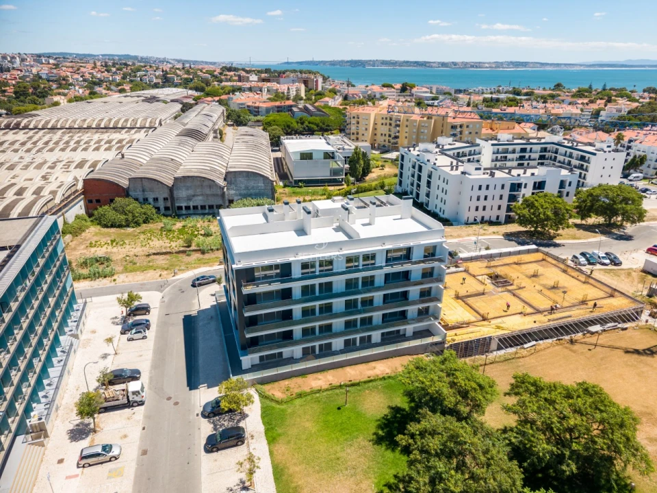 Apartamento T2 para Venda em Carcavelos e Parede Foto 21