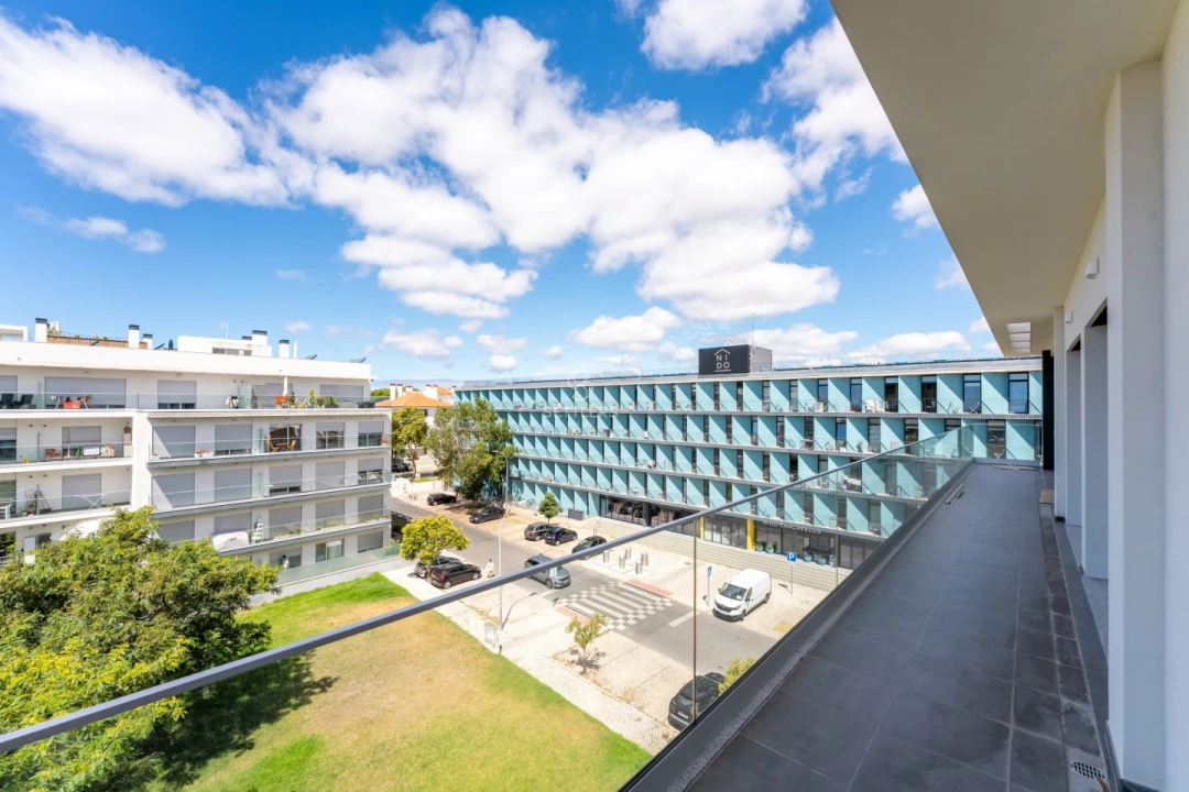 Apartamento T3 para Venda em Carcavelos e Parede Foto 5