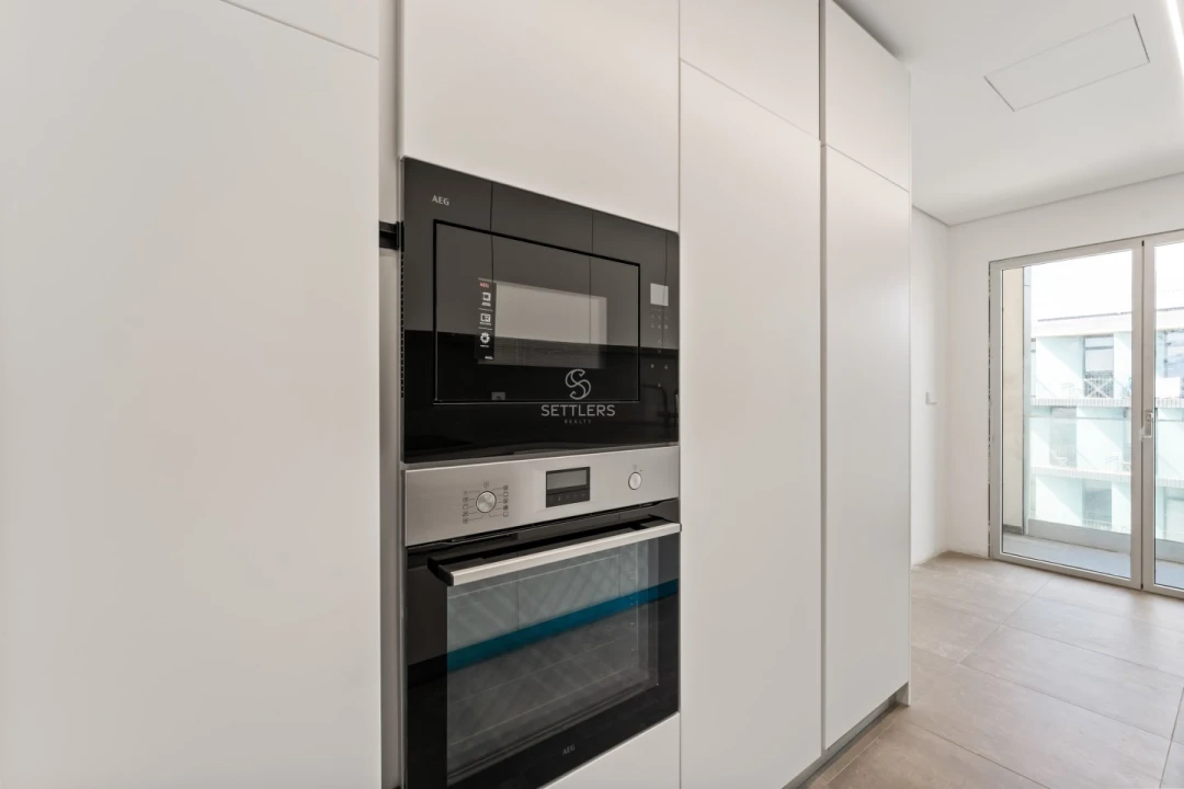 Apartamento T3 para Venda em Carcavelos e Parede Foto 7