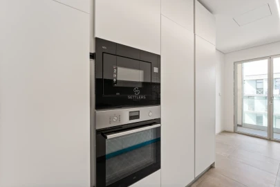 Apartamento T3 para Venda em Carcavelos e Parede