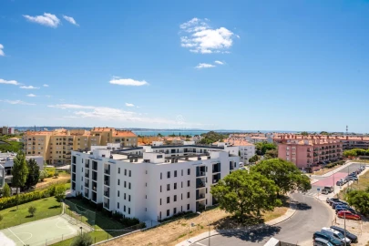 Apartamento T3 para Venda em Carcavelos e Parede