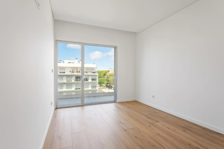 Apartamento T3 para Venda em Carcavelos e Parede Foto 15
