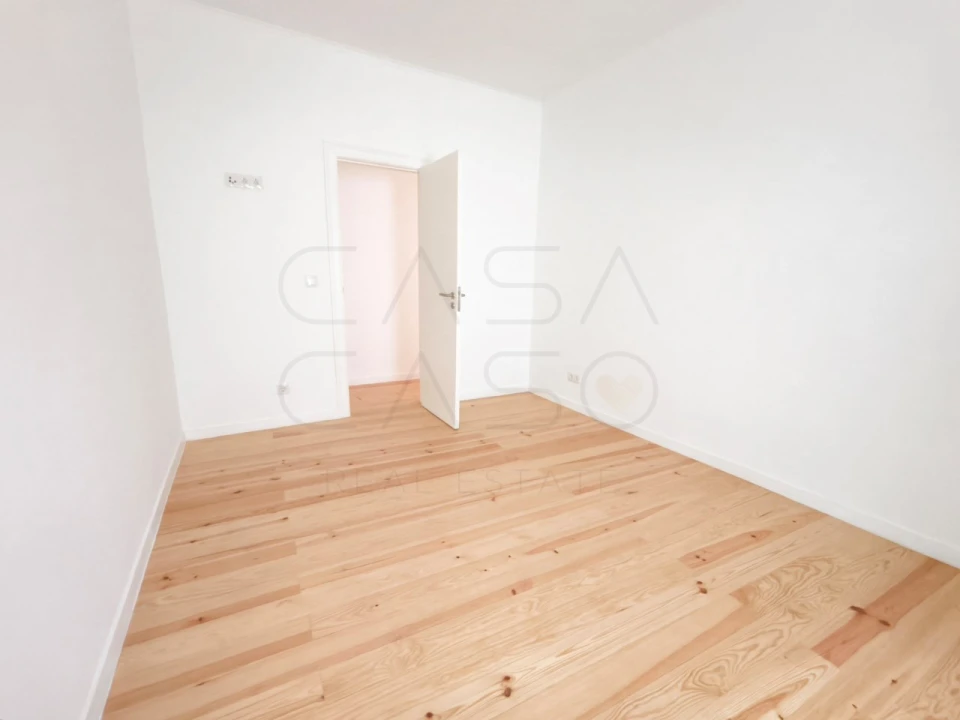 Prédio para Venda em União das Freguesias de Setúbal Foto 20