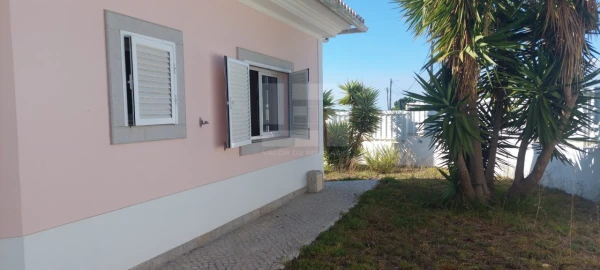 Moradia T3 para Venda em Sesimbra (Castelo)