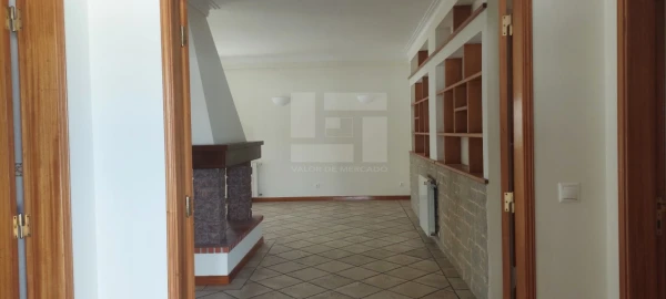 Moradia T3 para Venda em Sesimbra (Castelo)