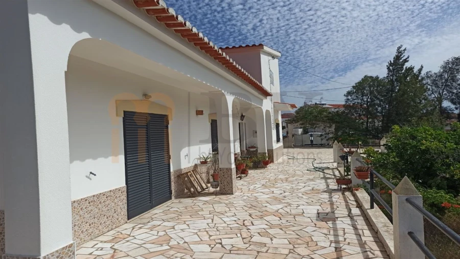 Moradia T3 para Venda em Castro Marim Foto 4