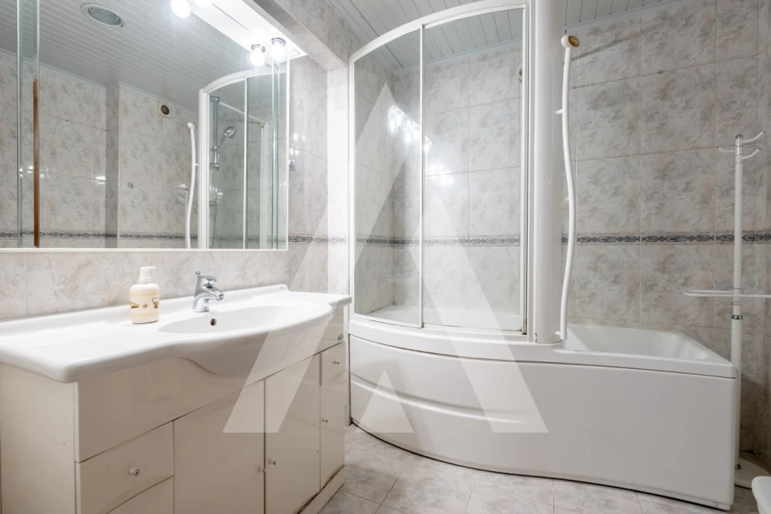 Apartamento T4 para Venda em São João Baptista e Santa Maria dos Olivais Foto 28