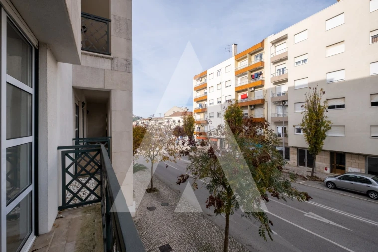 Apartamento T4 para Venda em São João Baptista e Santa Maria dos Olivais Foto 34