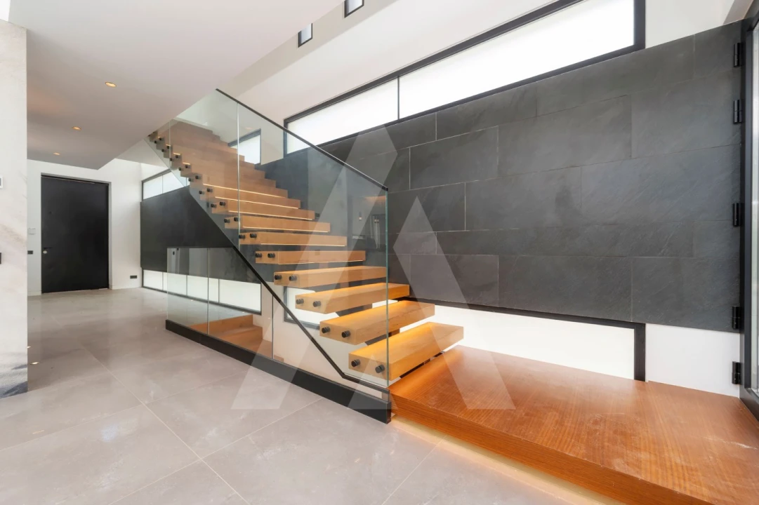 Moradia T4 para Venda em Quarteira Foto 35