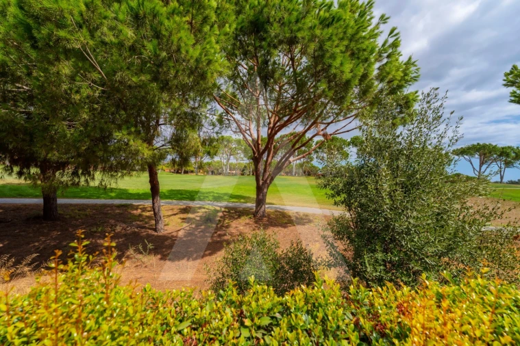 Moradia T4 para Venda em Quarteira Foto 27