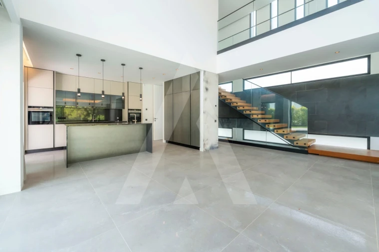 Moradia T4 para Venda em Quarteira Foto 91