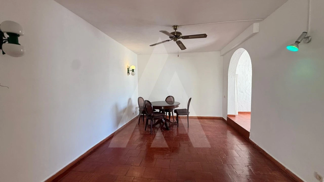Apartamento T2 para Venda em Quarteira Foto 8