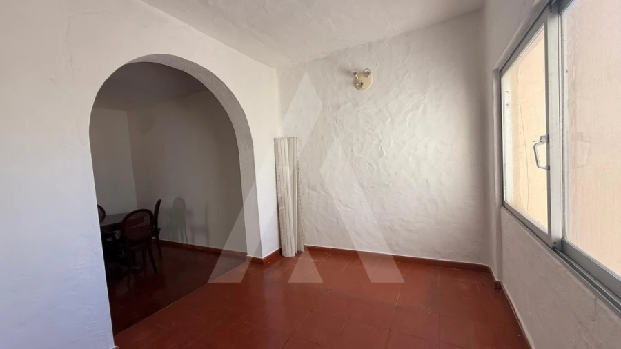Apartamento T2 para Venda em Quarteira Foto 12