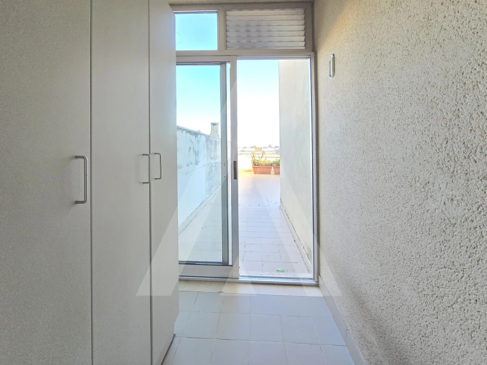 Apartamento T1 para Arrendamento em Aradas Foto 14