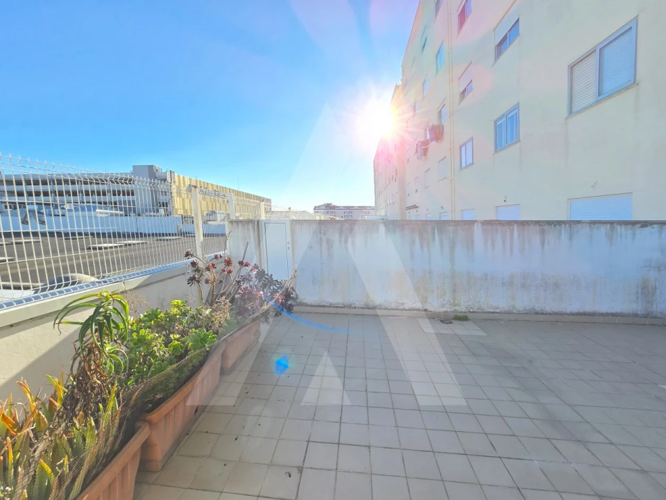 Apartamento T1 para Arrendamento em Aradas Foto 29