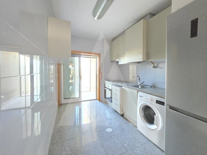 Apartamento T1 para Arrendamento em Aradas Foto 13