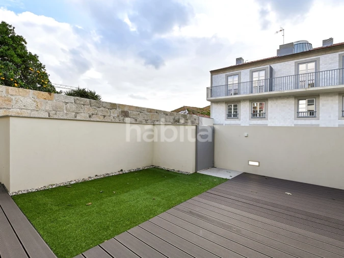 Moradia T2 para Venda em Santa Marinha e São Pedro da Afurada Foto 2