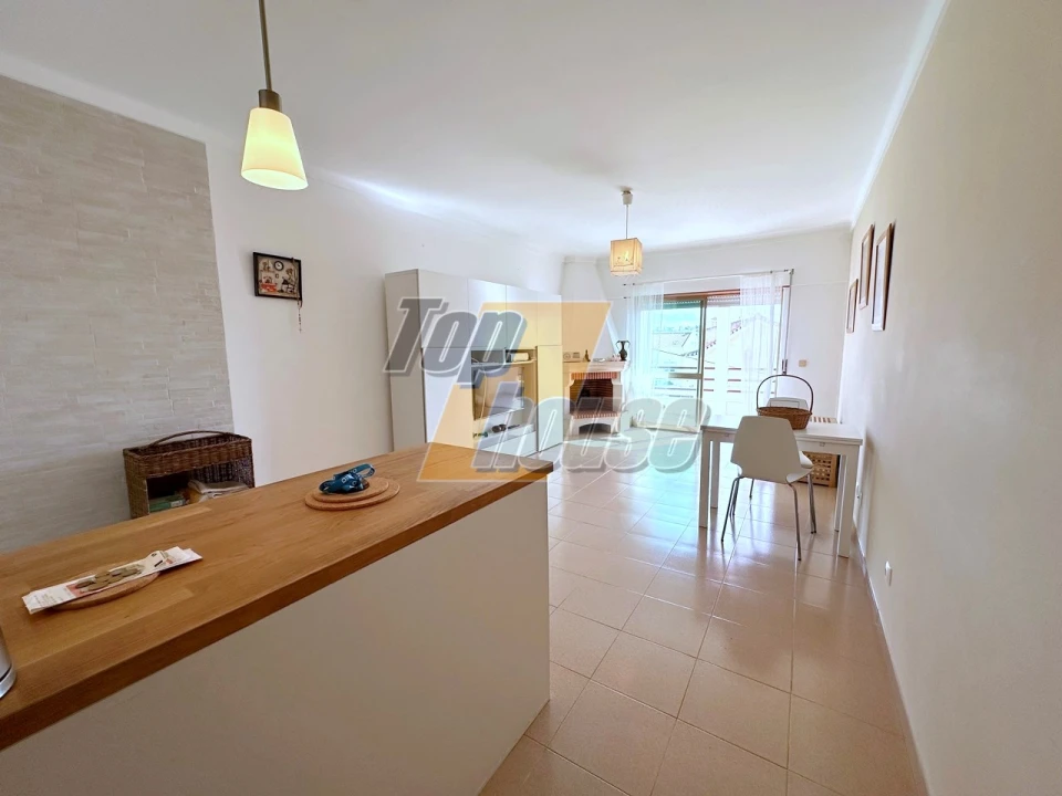 Apartamento T1 para Venda em Costa da Caparica Foto 3