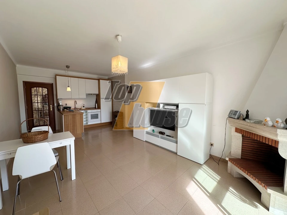 Apartamento T1 para Venda em Costa da Caparica Foto 2