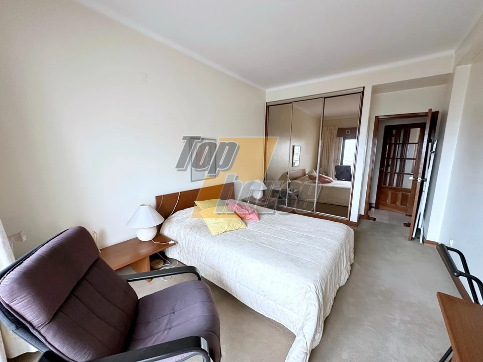 Apartamento T2 para Venda em Costa da Caparica Foto 15