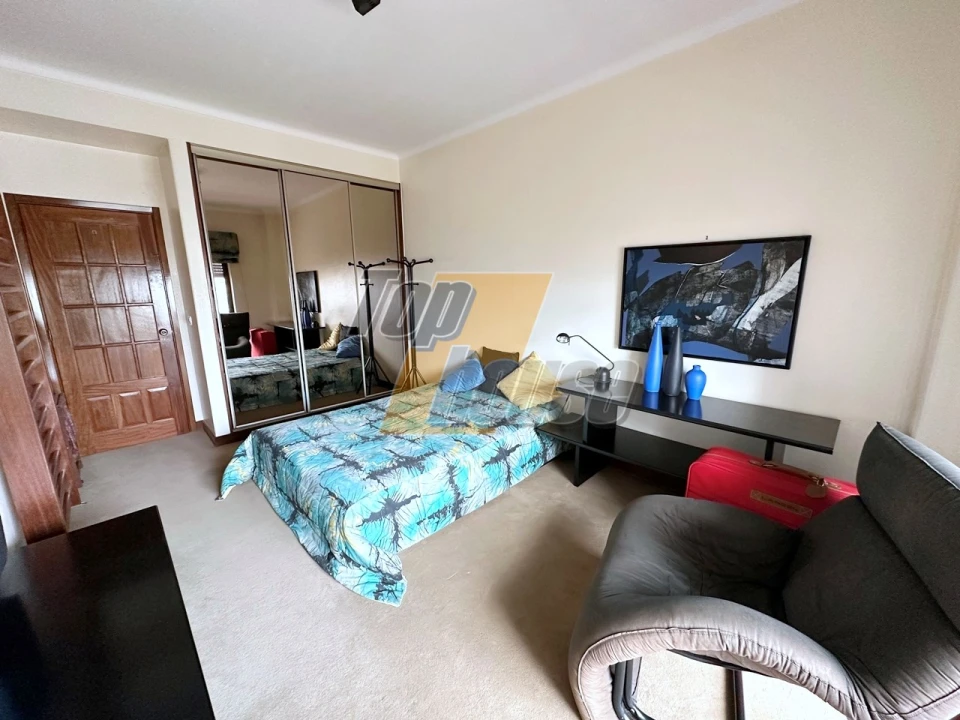 Apartamento T2 para Venda em Costa da Caparica Foto 21