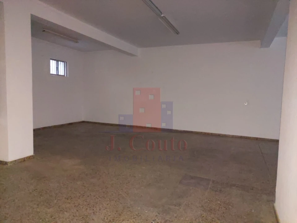 Loja para Arrendamento em Nossa Senhora do Pópulo, Coto e São Gregório Foto 7