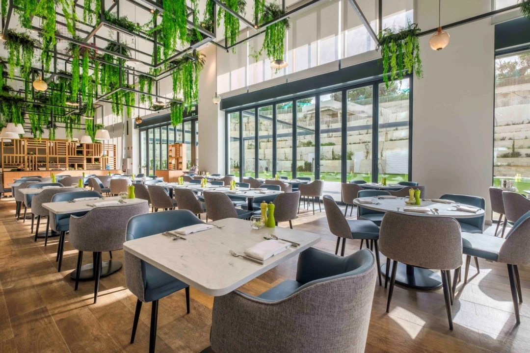 Apartamento T4 para Venda em Parque das Nações Foto 16