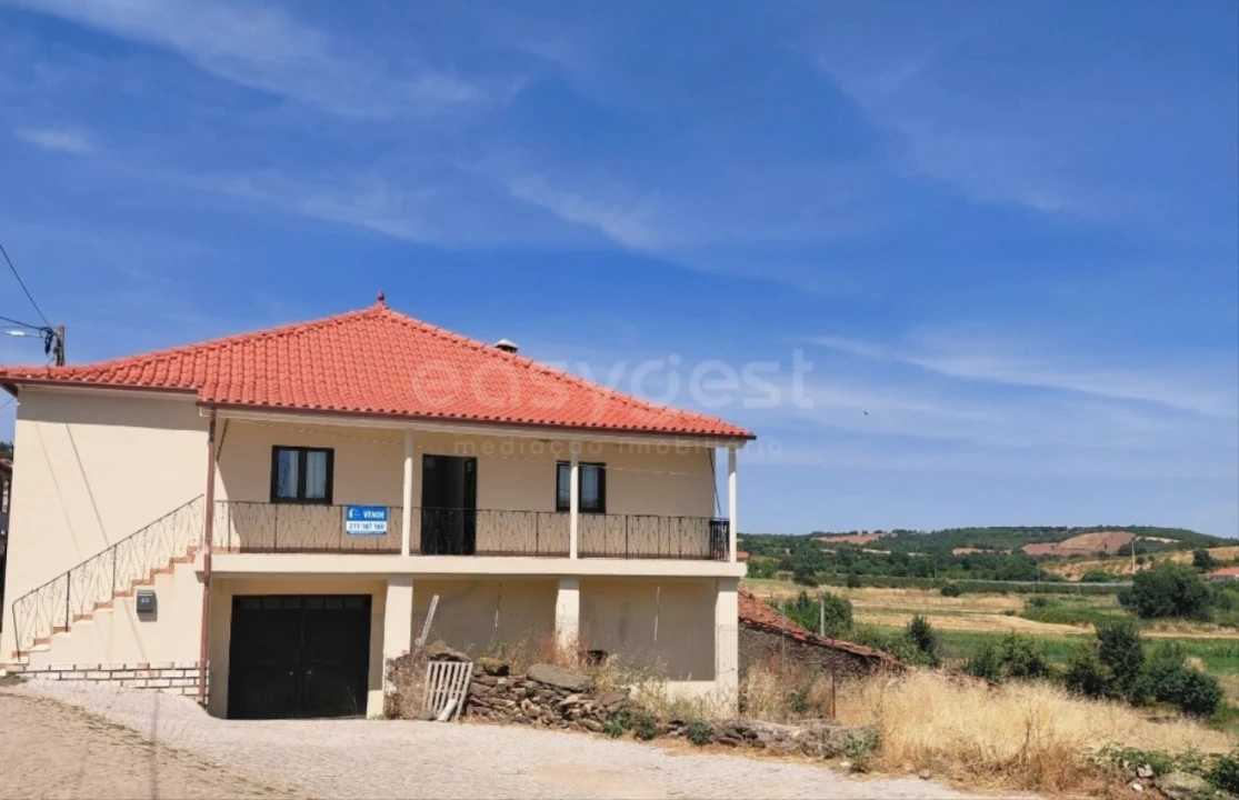 Moradia T3 para Venda em Sendim e Atenor Foto 1